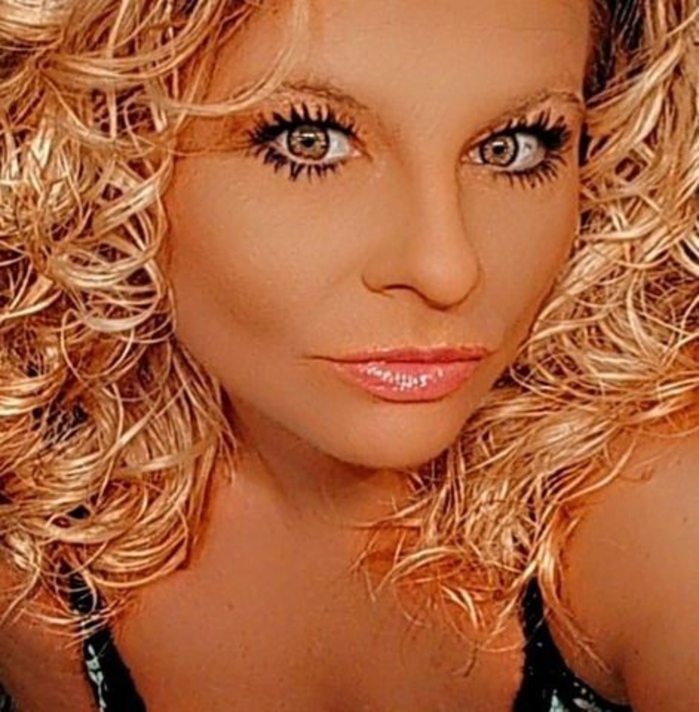 Meet your Posher, Kymberly